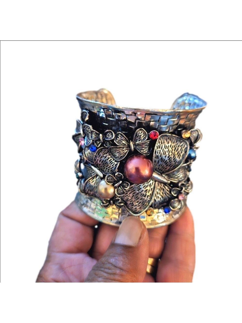 Retro Silver-tone Hammered Open Cuff Embellished with Butterflies and Pearls